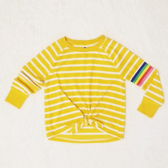 🆕️  Striped Sweater with Rainbow Armband - Picture 7 of 7
